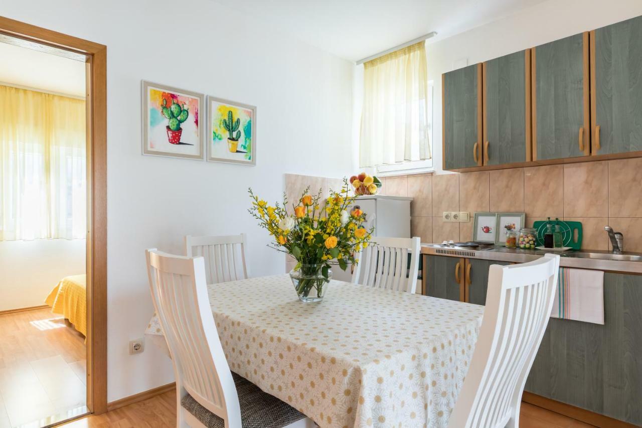 Apartments Rogulj Trogir Zewnętrze zdjęcie