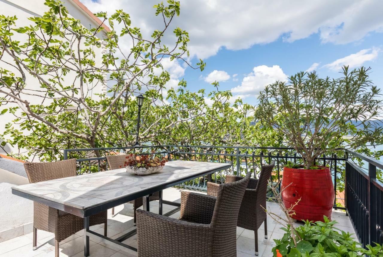 Apartments Rogulj Trogir Zewnętrze zdjęcie